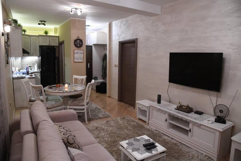 Apartment Lux Rose