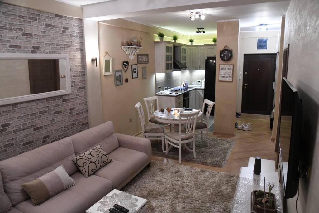Apartment Lux Rose Kragujevac